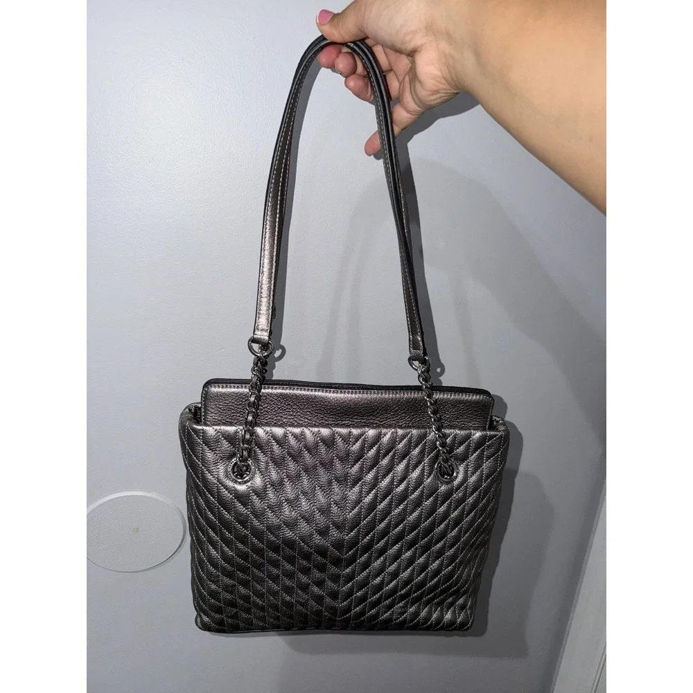 Karl‎ Lagerfeld Paris Quilted Leather Tote Silver Chain Shoulder Bag P